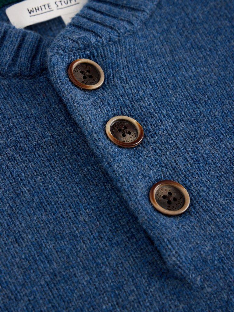 Milton Lambswool Henley in MID BLUE - FLAT DETAIL