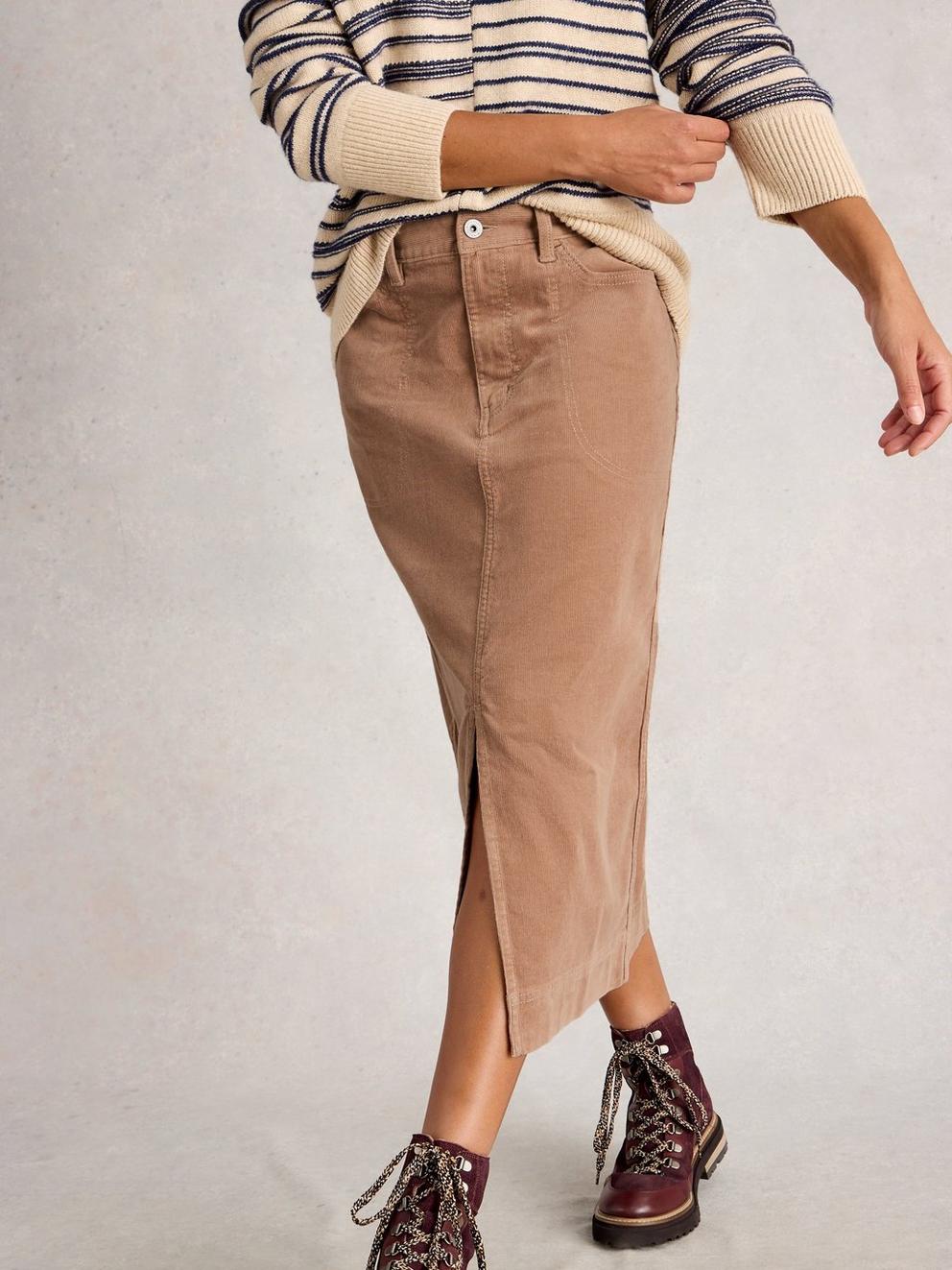 Tia Cord Midi Skirt in LGT NAT - MODEL DETAIL