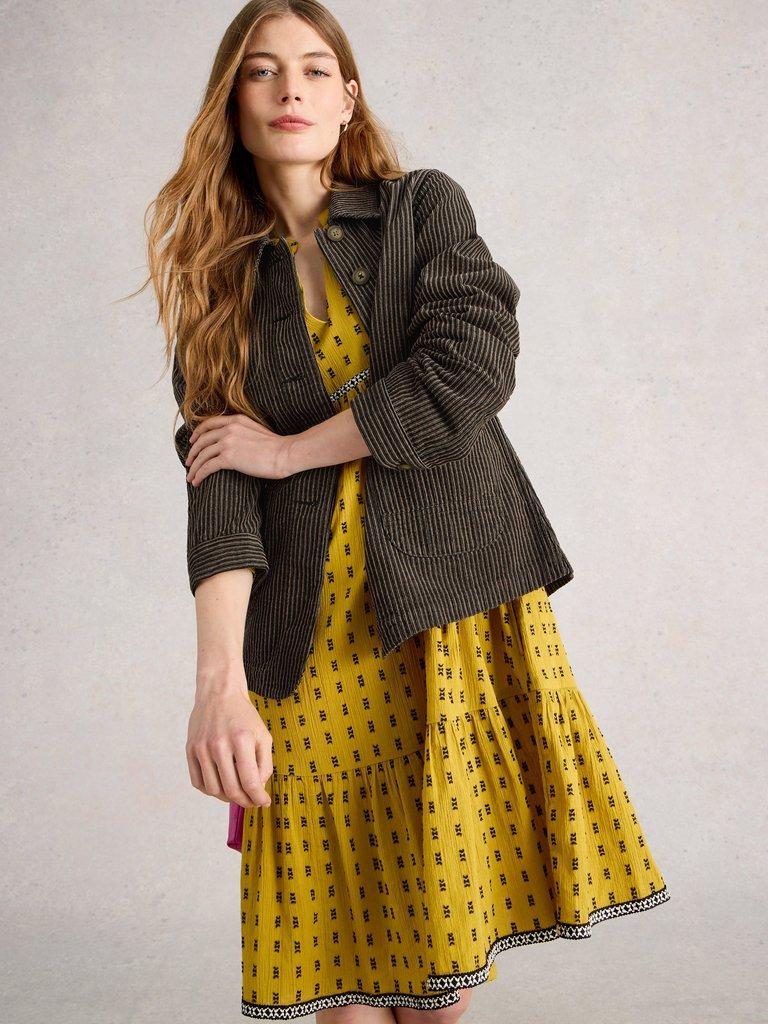 Carrie Cord Collared Jacket in BLK MLT - MODEL DETAIL