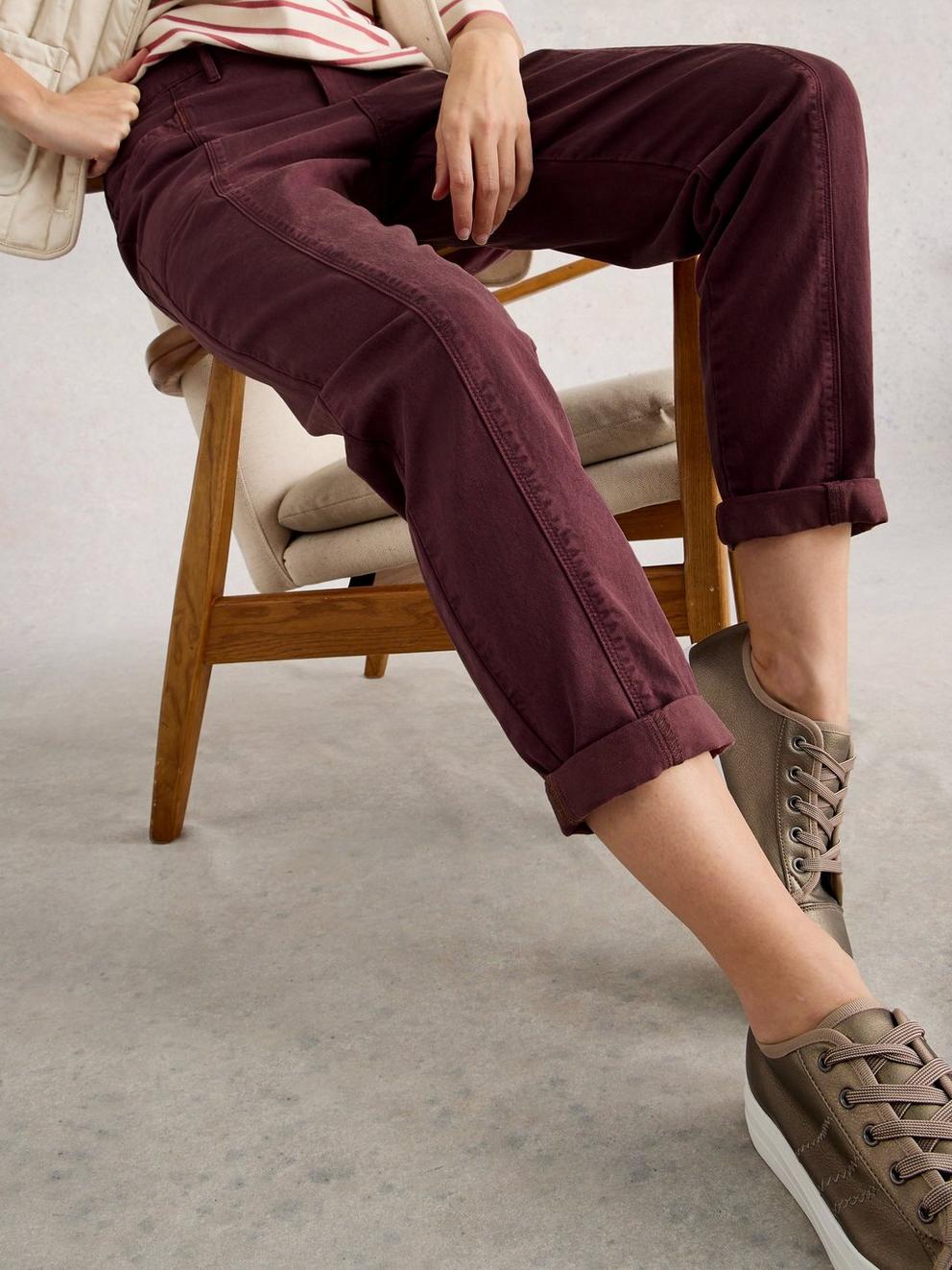 Thea Trouser in DK PLUM - LIFESTYLE