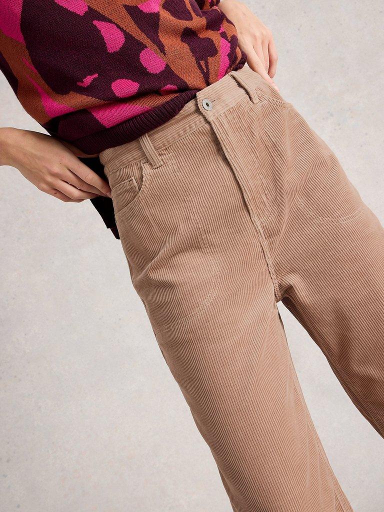 Tia Cord Wide Leg Crop in LGT NAT - MODEL DETAIL