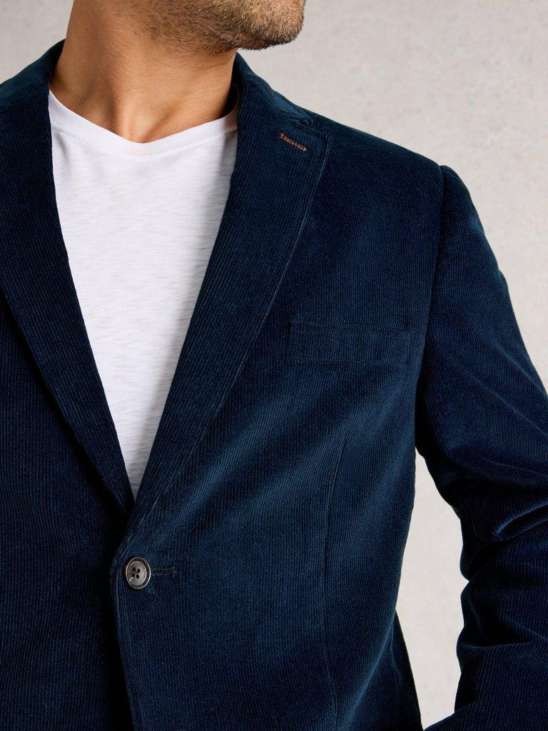 Cord Blazer in DARK NAVY - MODEL DETAIL