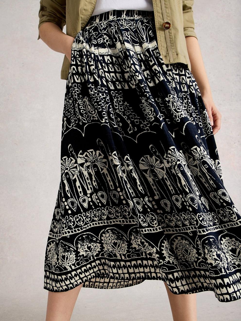 Abigail Printed Midi Skirt in NAVY PR - LIFESTYLE