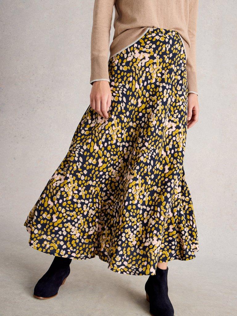 Maxi Hope Bias Cut Skirt in CHART MLT - MODEL DETAIL