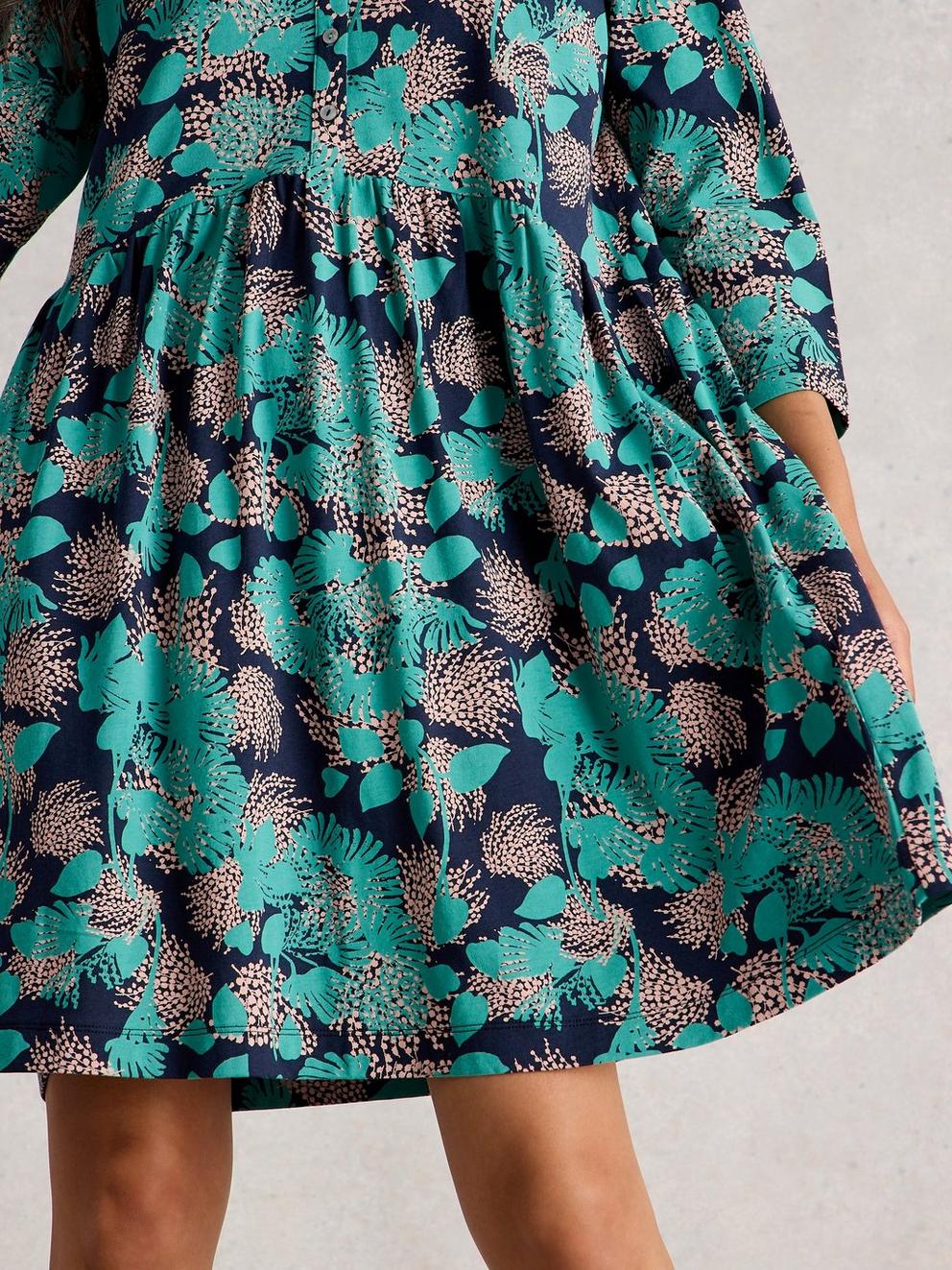 Everly Jersey Collared Dress in NAVY MULTI - MODEL DETAIL