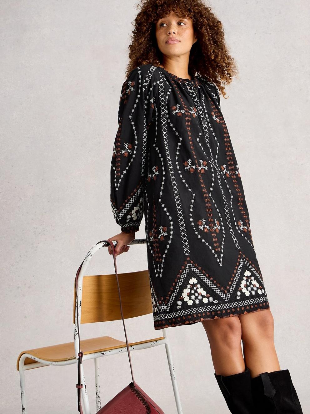 Aurora Embroidered Dress in BLK MLT - MODEL DETAIL