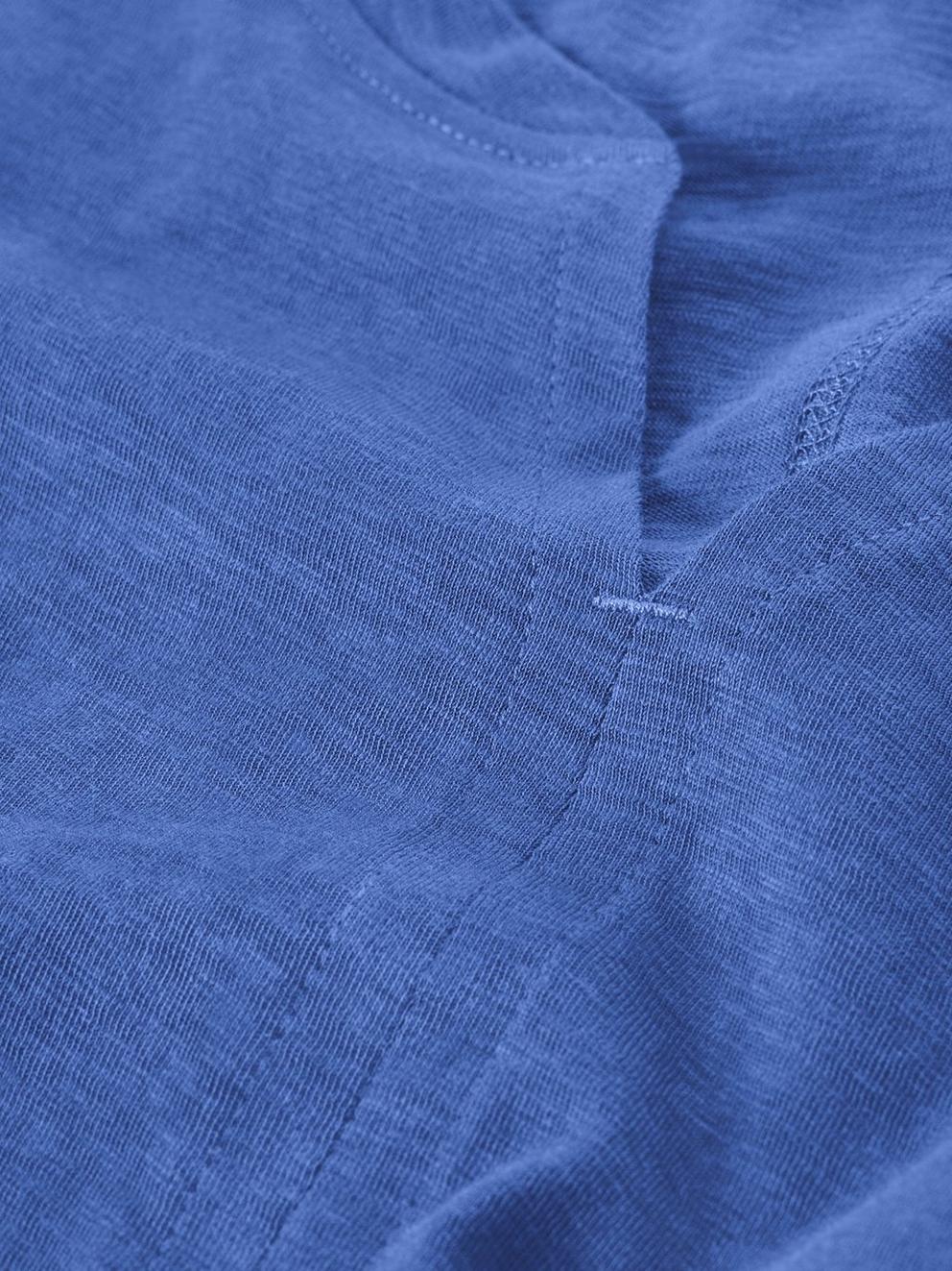 NELLY TEE NOTCH NECK in DEEP BLUE - FLAT DETAIL