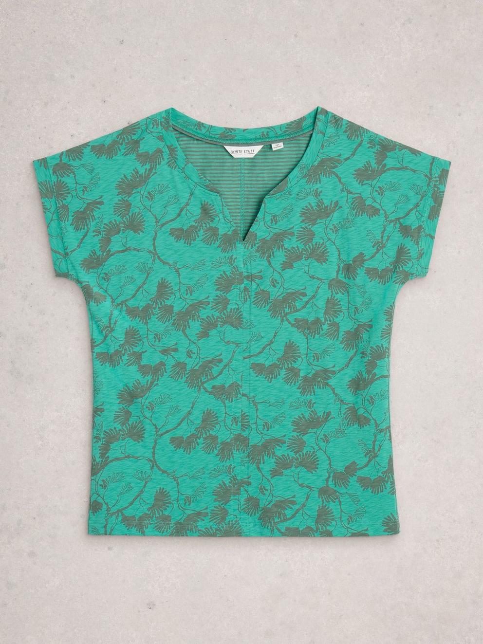 NELLY TEE NOTCH NECK in GREEN PR - FLAT FRONT