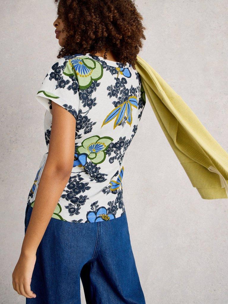 NELLY TEE NOTCH NECK in WHITE MLT - MODEL BACK
