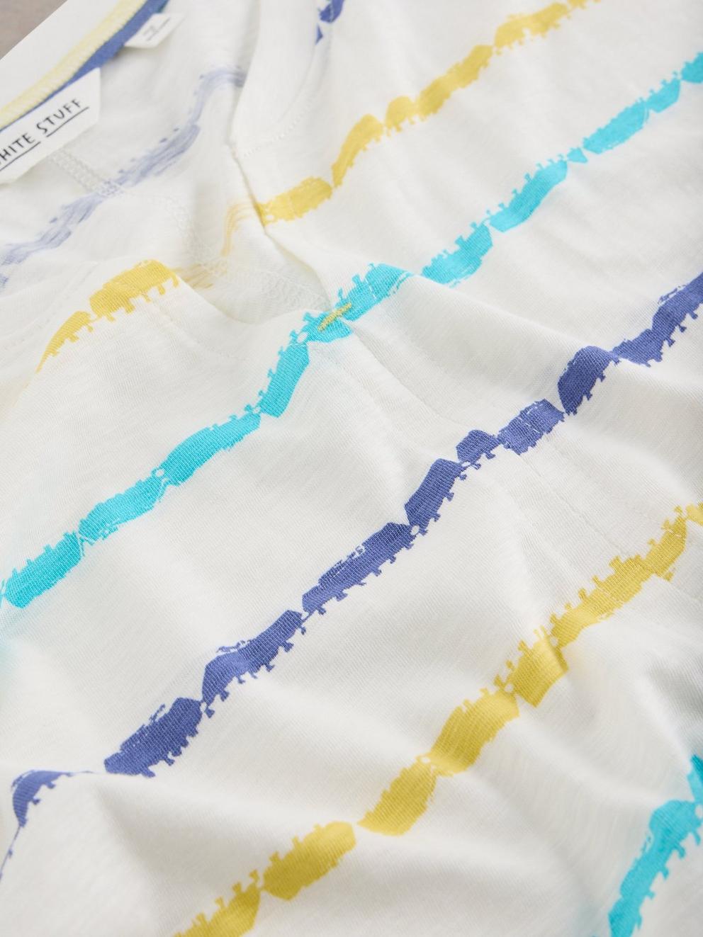 NELLY NOTCH STRIPE NECK TEE in WHITE MLT - FLAT DETAIL