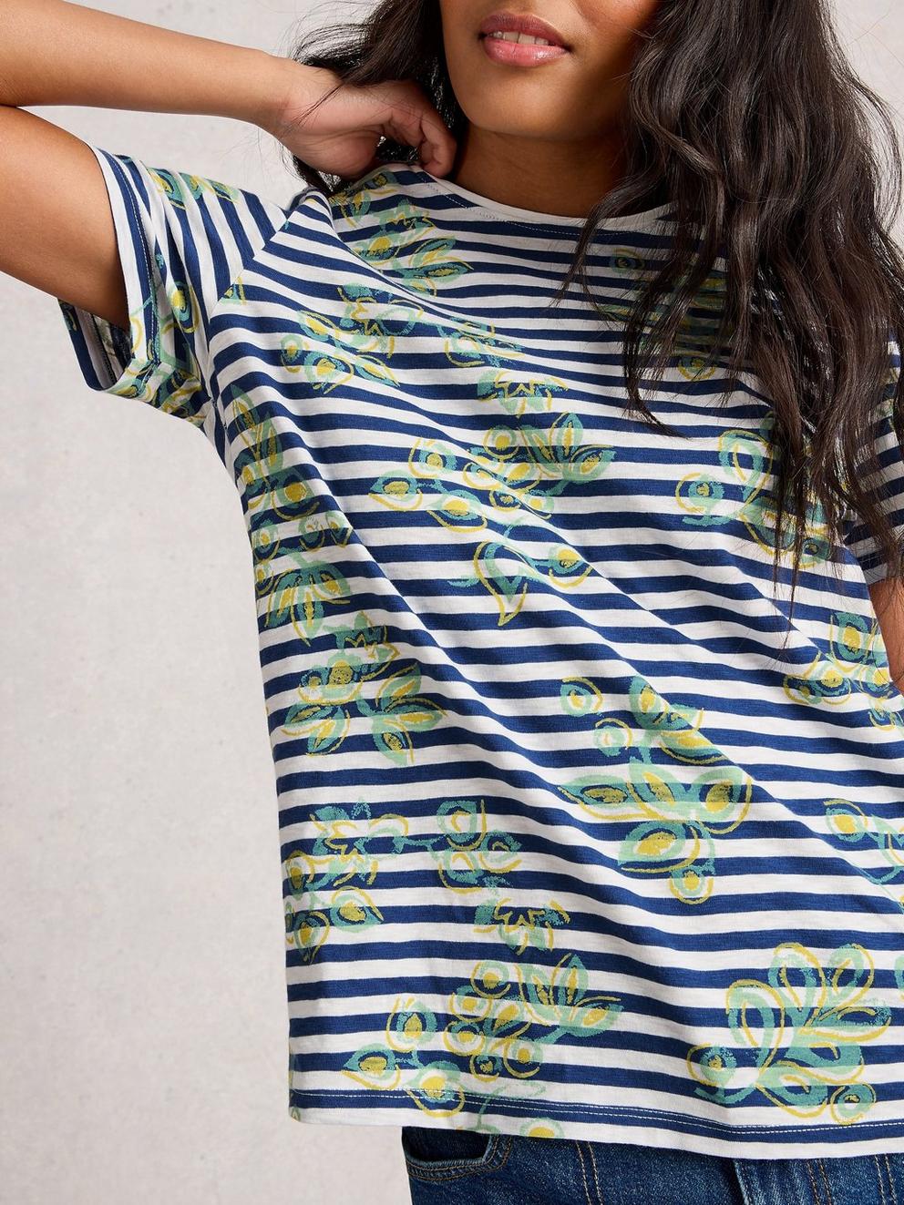 ABBIE CREW NECK SHORT SLEEVE TEE in BLUE MLT - MODEL DETAIL