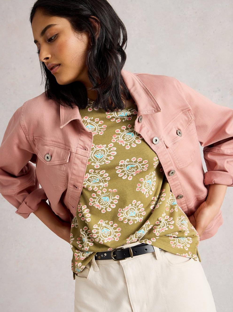 ABBIE CREW NECK SHORT SLEEVE TEE in KHAKI GRN - LIFESTYLE