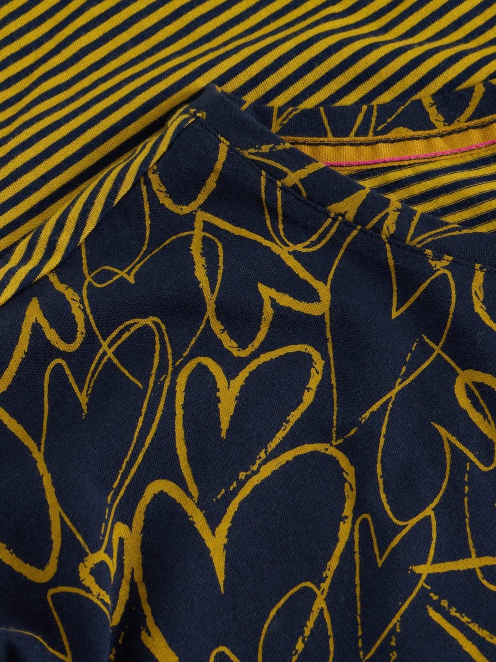 DEMI DOLMAN V NECK TOP in NAVY MULTI - FLAT DETAIL