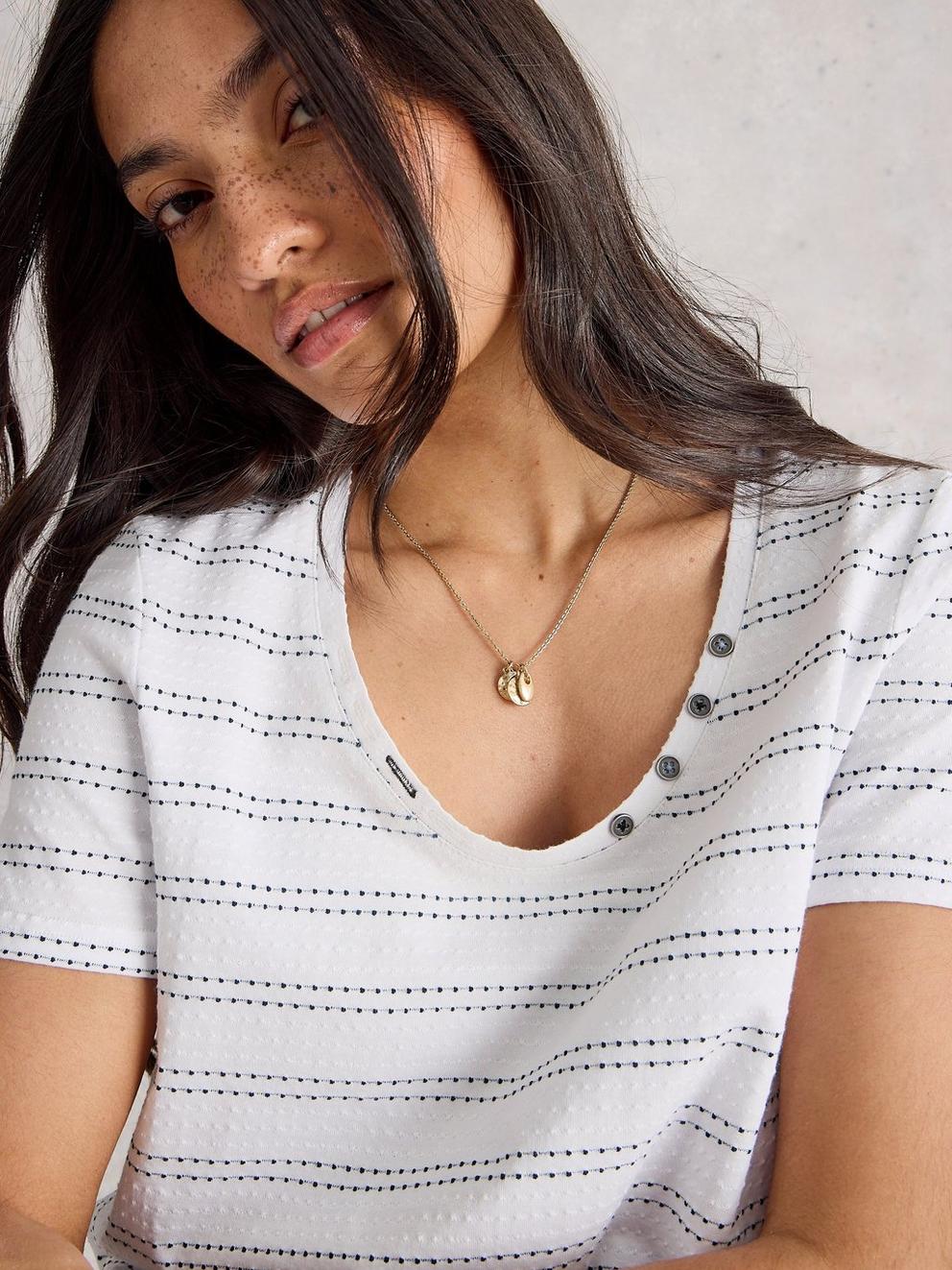 NADIA TEXTURED TEE in WHITE MLT - MODEL DETAIL