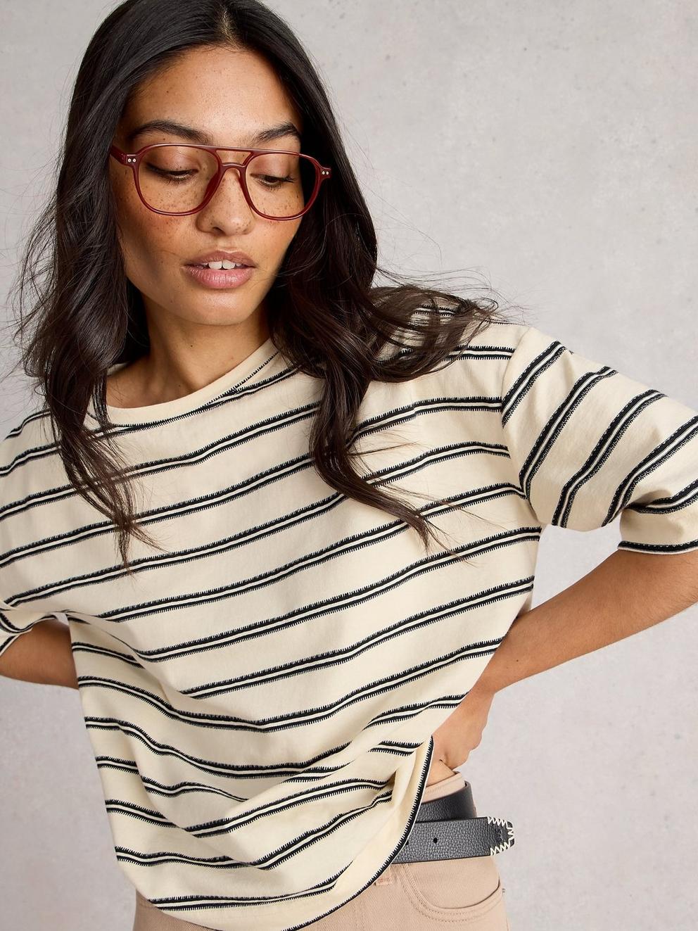 KATYA STRIPE TEE in IVORY MLT - MODEL DETAIL