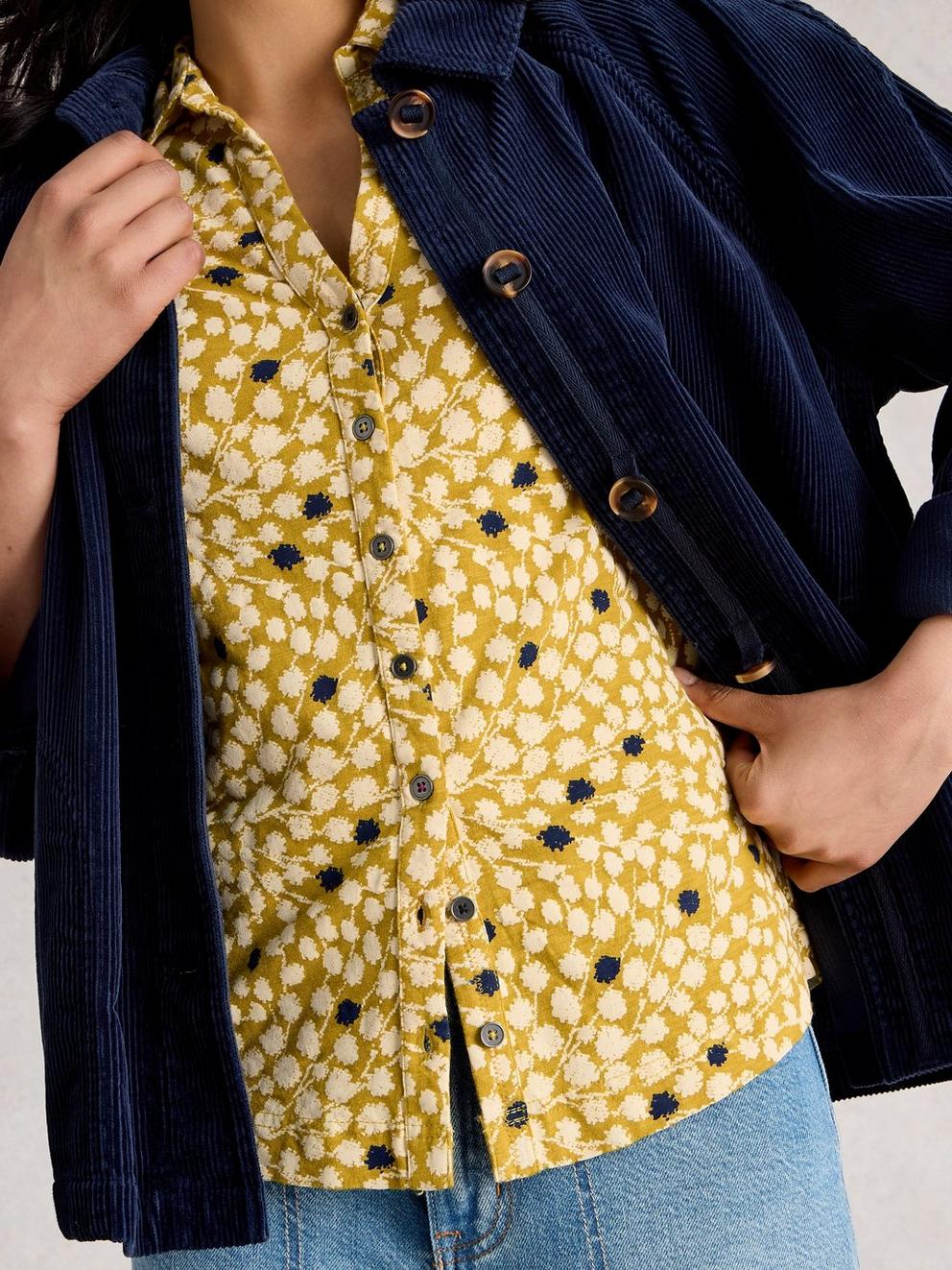 ANNIE JERSEY MID LENGTH SHIRT in CHART MLT - MODEL DETAIL