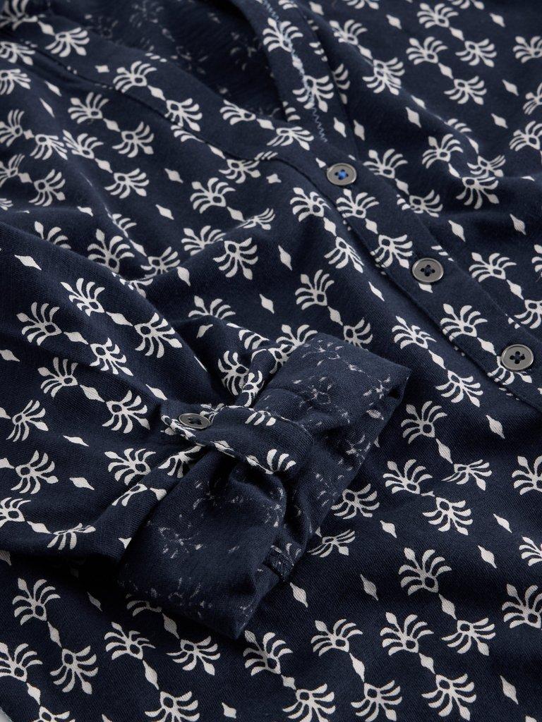 ANNIE JERSEY MID LENGTH SHIRT in NAVY PR - FLAT DETAIL