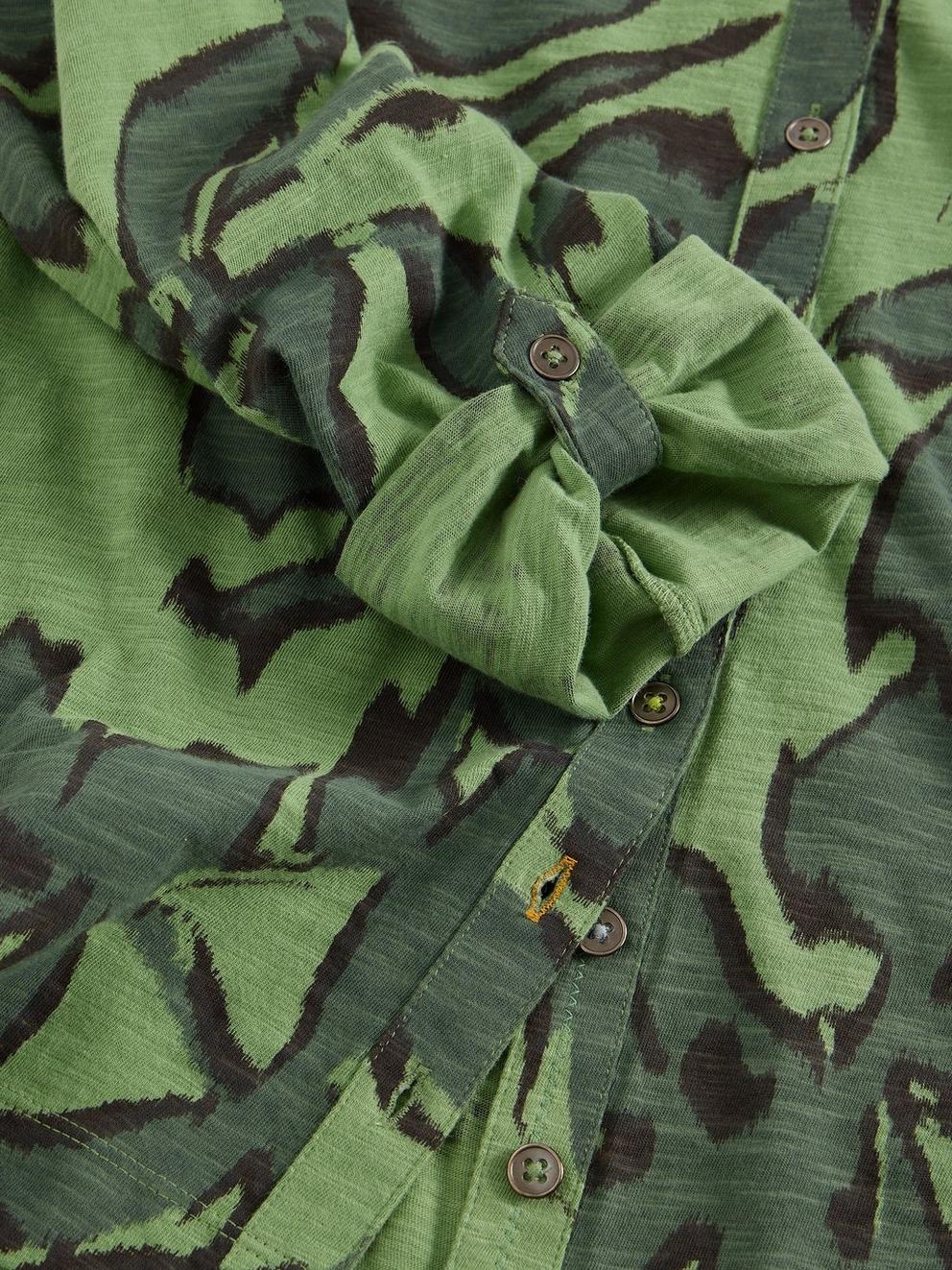 ANNIE JERSEY COLLARED MID LENGTH SHIRT in GREEN MLT - FLAT DETAIL