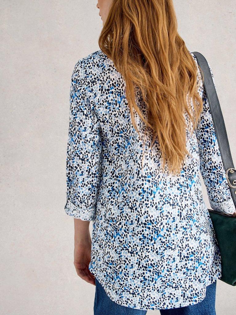ANNIE LONG SLEEVE LONGLINE SHIRT in WHITE PR - MODEL BACK