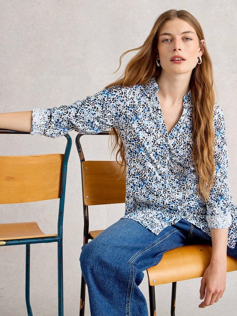 ANNIE LONG SLEEVE LONGLINE SHIRT in WHITE PR - MODEL DETAIL