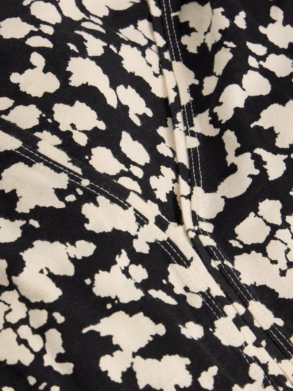 Megan Long Sleeve Jersey Midi Dress in BLK PR - FLAT DETAIL