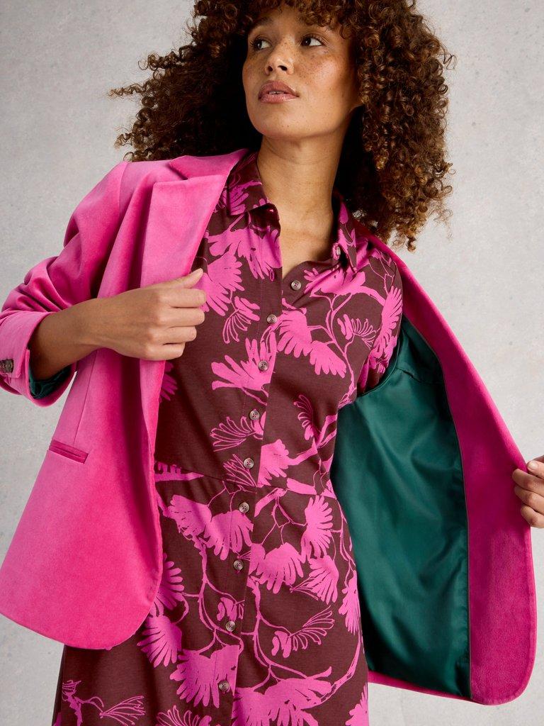 Rua Jersey Collared Shirt Dress in PINK PR - MODEL DETAIL