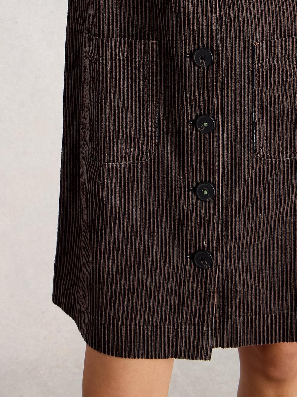 Rose Cord Pinafore in BLK MLT - MODEL DETAIL