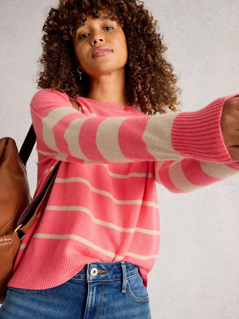 STRIPE CREW CASHMERE JUMPER in CORAL MLT - MODEL DETAIL