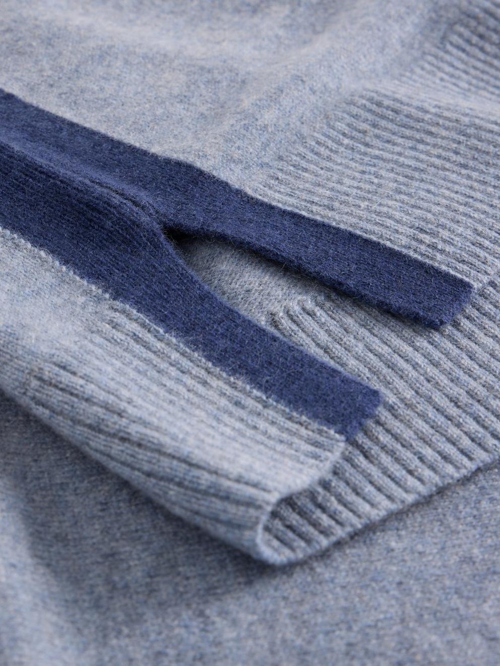 V NECK CASHMERE JUMPER in MID BLUE - FLAT DETAIL
