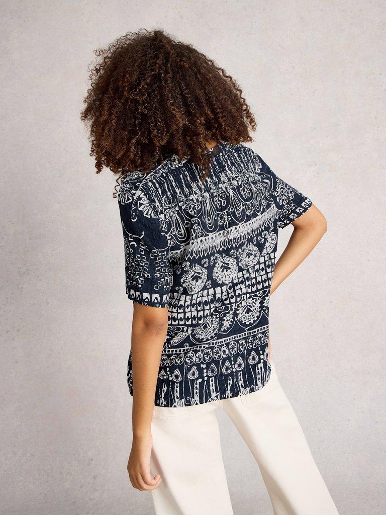 Elisa Short Sleeve V Neck Top in NAVY PR - MODEL BACK