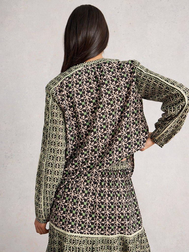 Mabel Mixed Print Notch Neck Top in BLK MLT - MODEL BACK