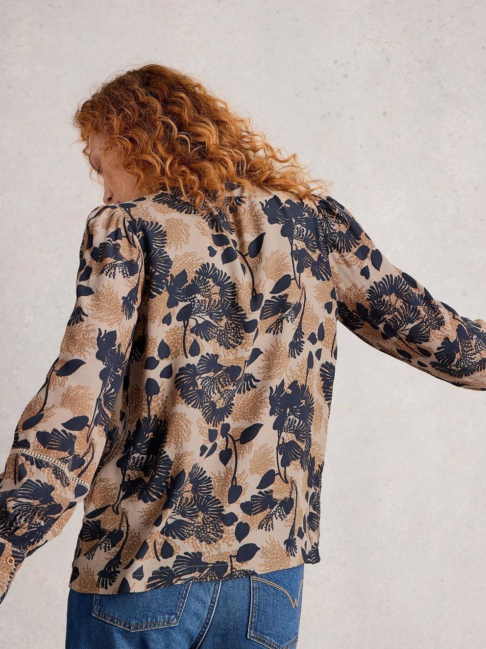 Paloma Notch Neck Top in NAT MLT - MODEL BACK