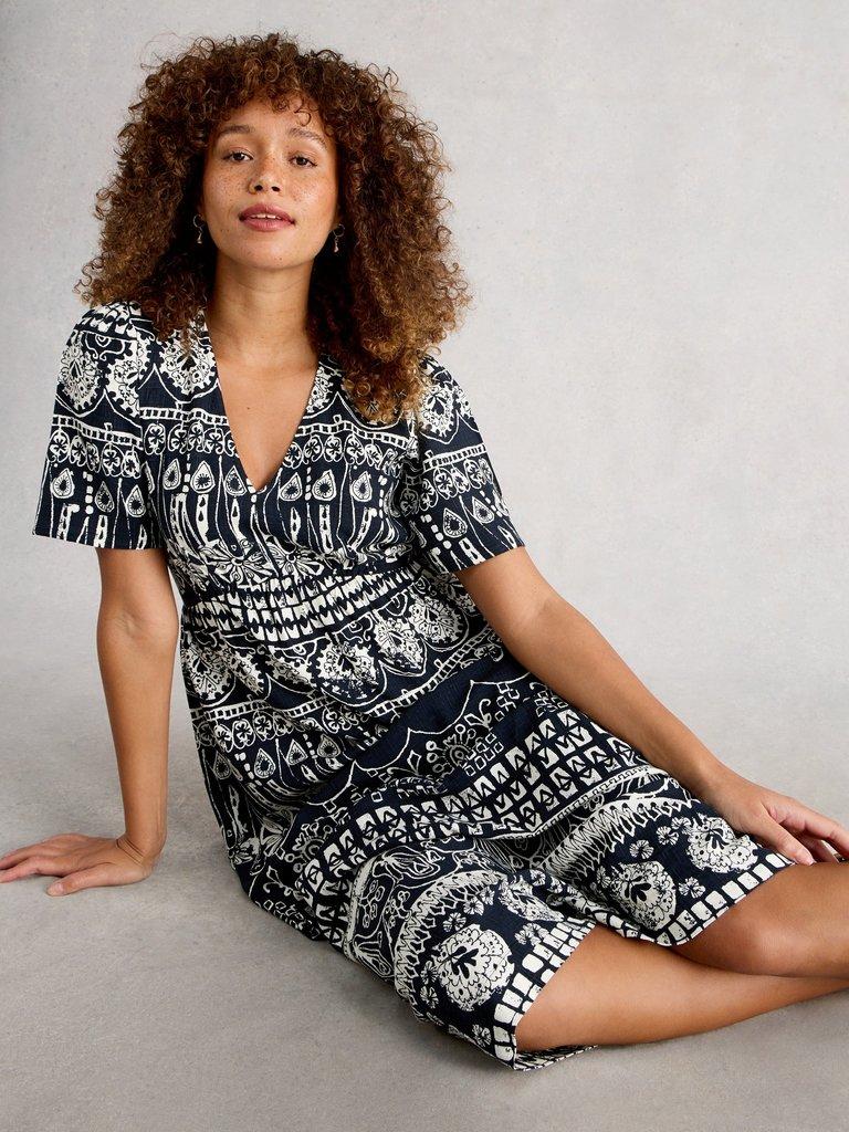 Lucy Short Sleeve V Neck Midi Dress in NAVY PR - MODEL DETAIL