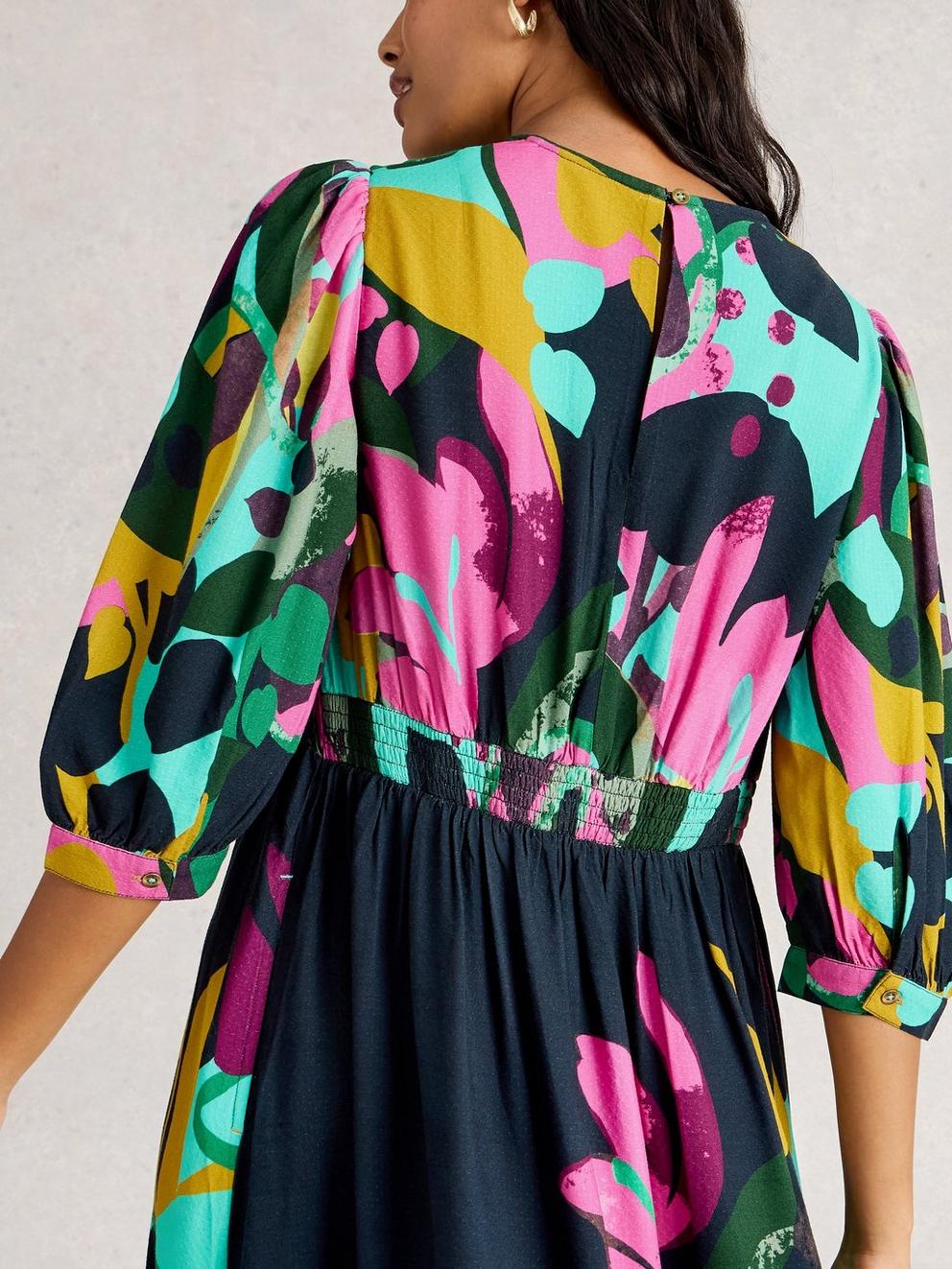 Midi Lucy V Neck Dress in PINK MLT - MODEL DETAIL