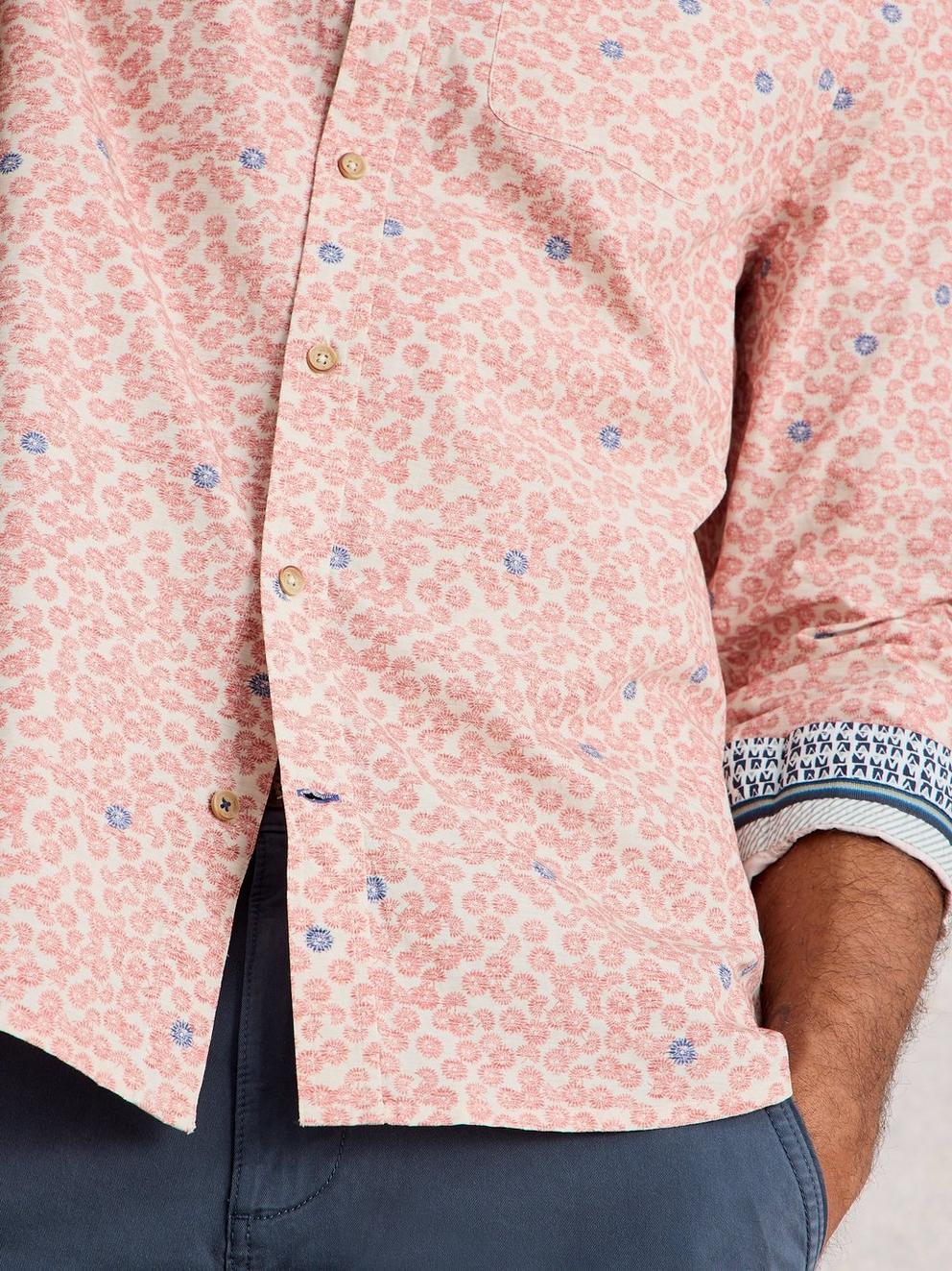 Finsbury Dandy Print Shirt in LGT PINK - MODEL DETAIL