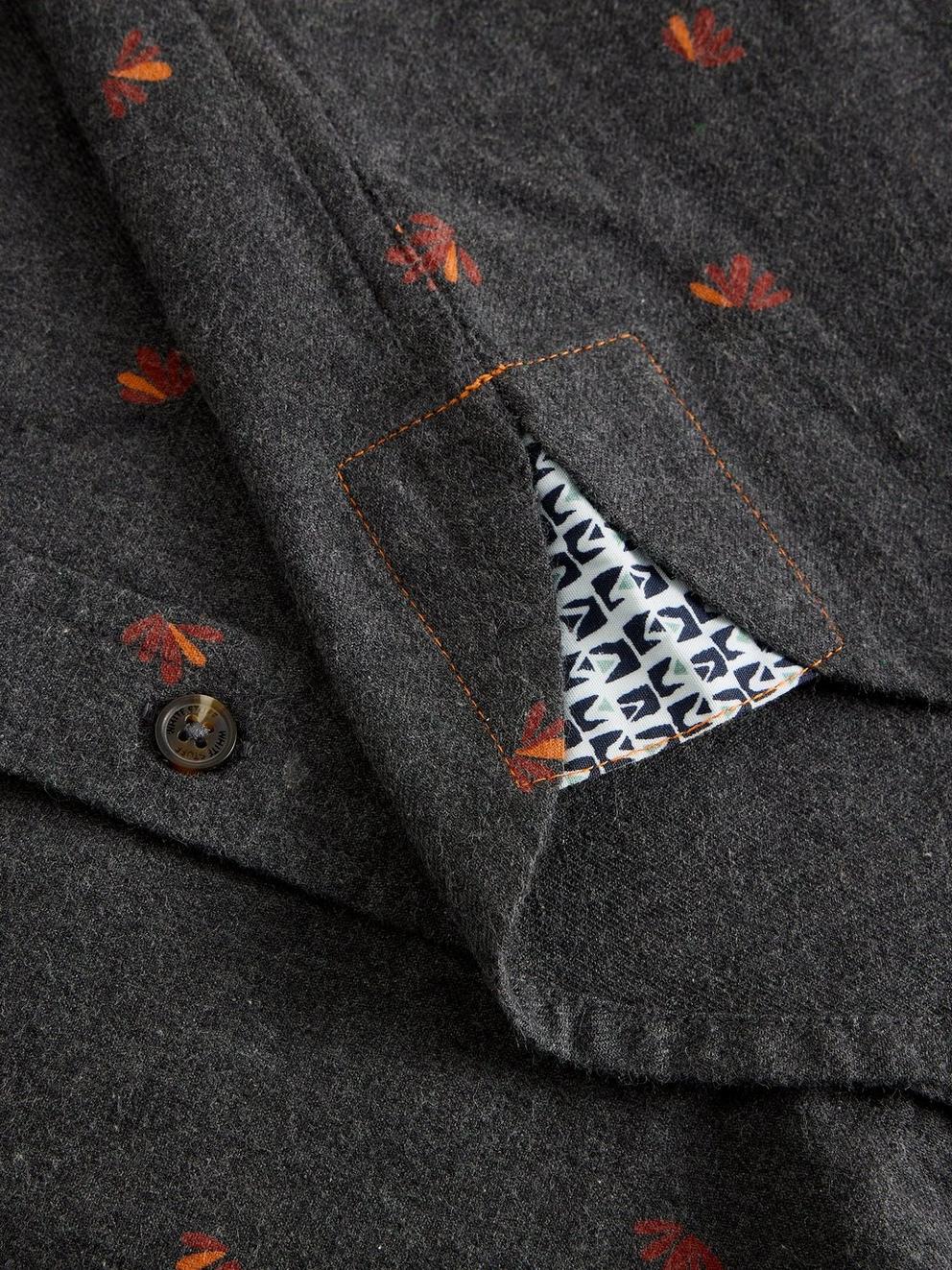 Finsbury Fan Print Shirt in CHARC GREY - FLAT DETAIL