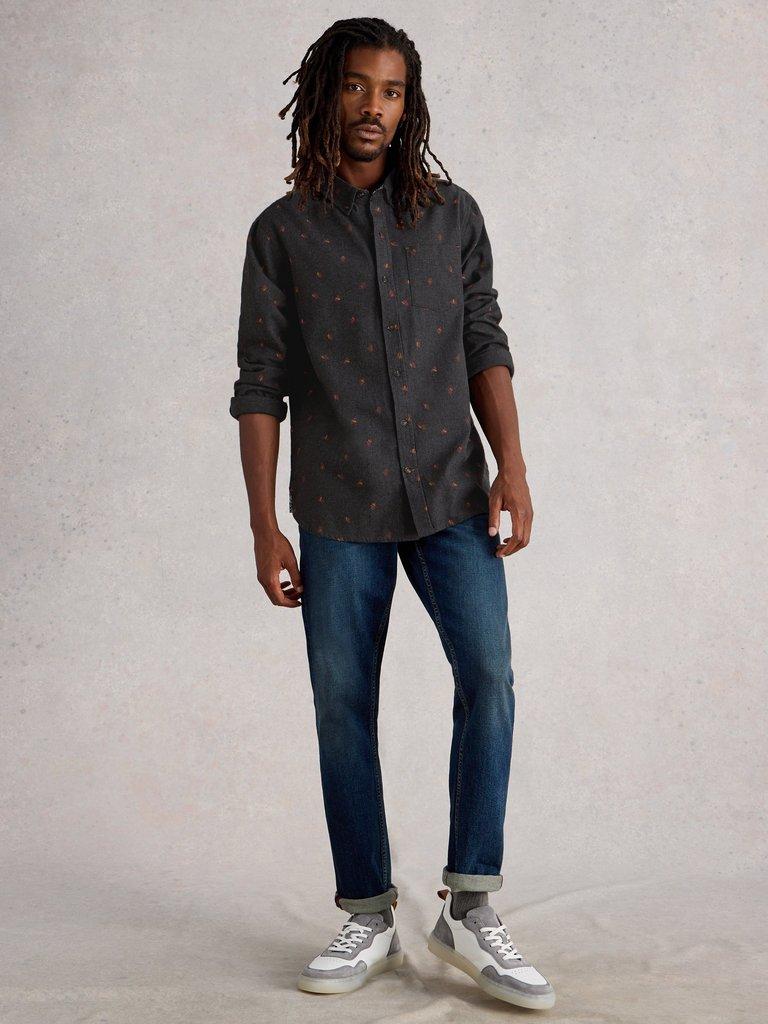 Finsbury Fan Print Shirt in CHARC GREY - MODEL FRONT