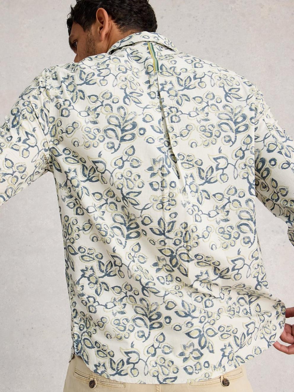 Finsbury Flower Print Shirt in NAT MLT - MODEL BACK