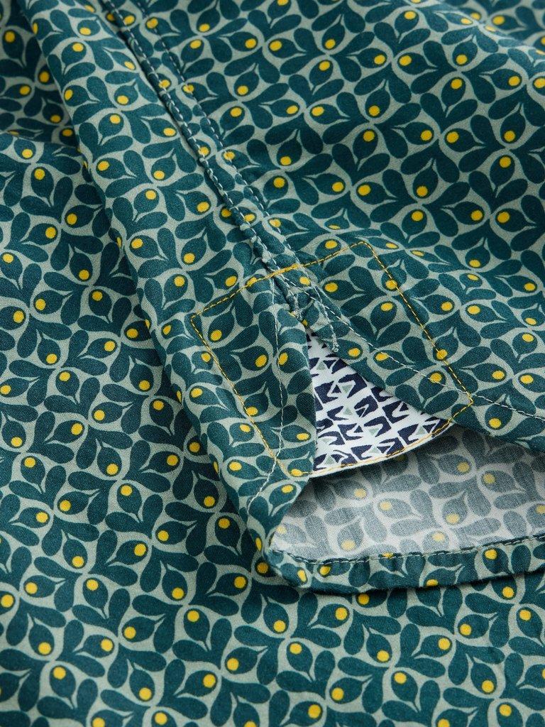 Finsbury Retro Print Shirt in TEAL PR - FLAT DETAIL