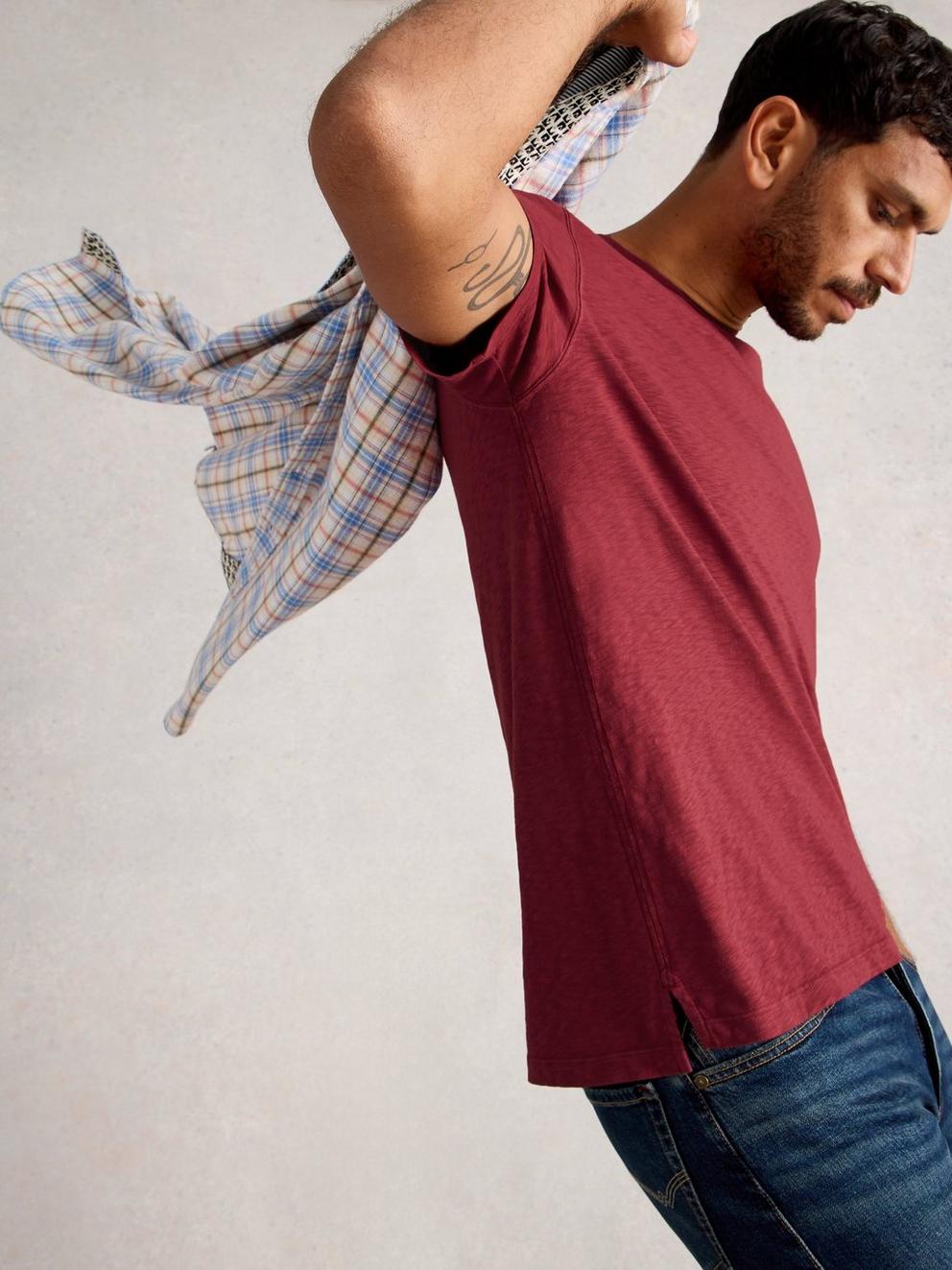 Abersoch Short Sleeve Crew Neck Tee in DK RED - LIFESTYLE