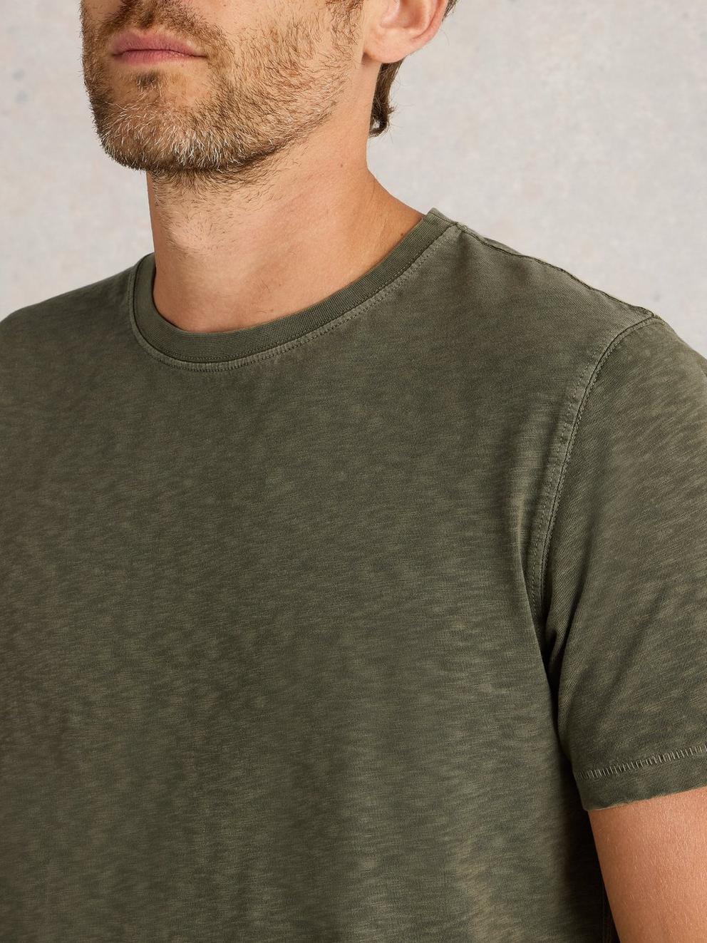 Abersoch Short Sleeve Crew Neck Tee in KHAKI GRN - MODEL DETAIL