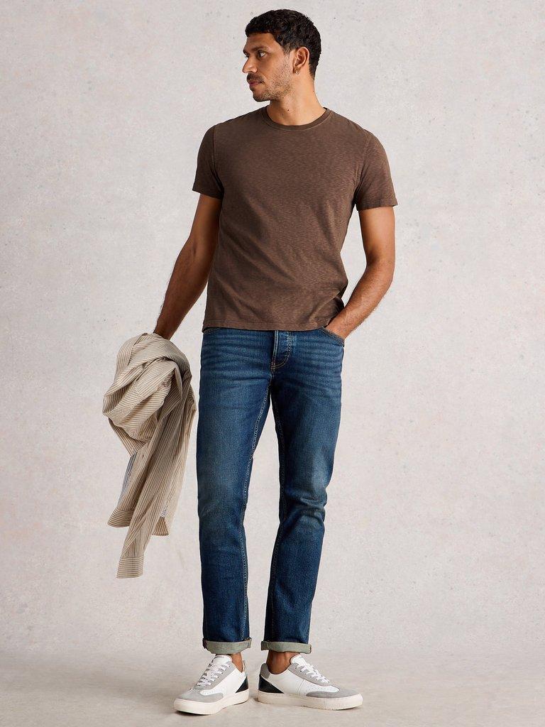 Abersoch Short Sleeve Crew Neck Tee in MID BROWN - MODEL FRONT