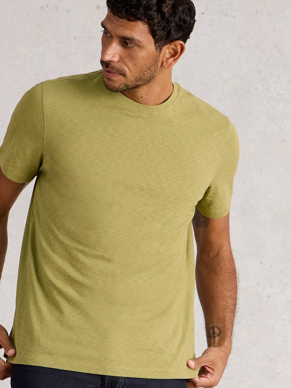 Abersoch Short Sleeve Crew Neck Tee in MID GREEN - MODEL DETAIL