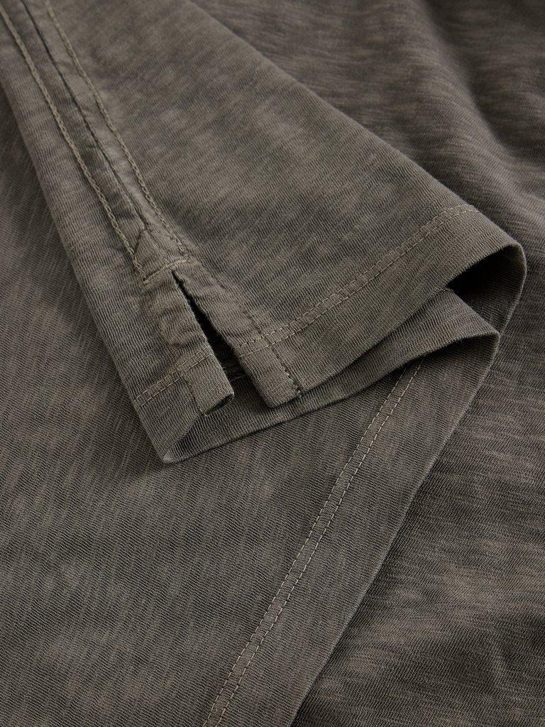 Abersoch Short Sleeve Crew Neck Tee in WASHED BLK - FLAT DETAIL