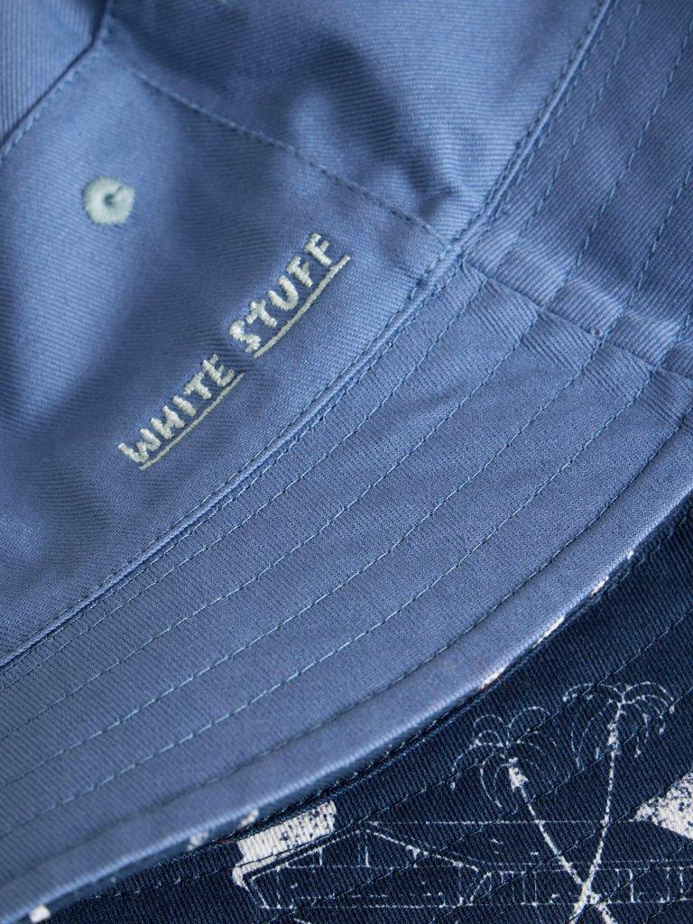 Bucket Hat Reversible in NAVY PR - FLAT DETAIL