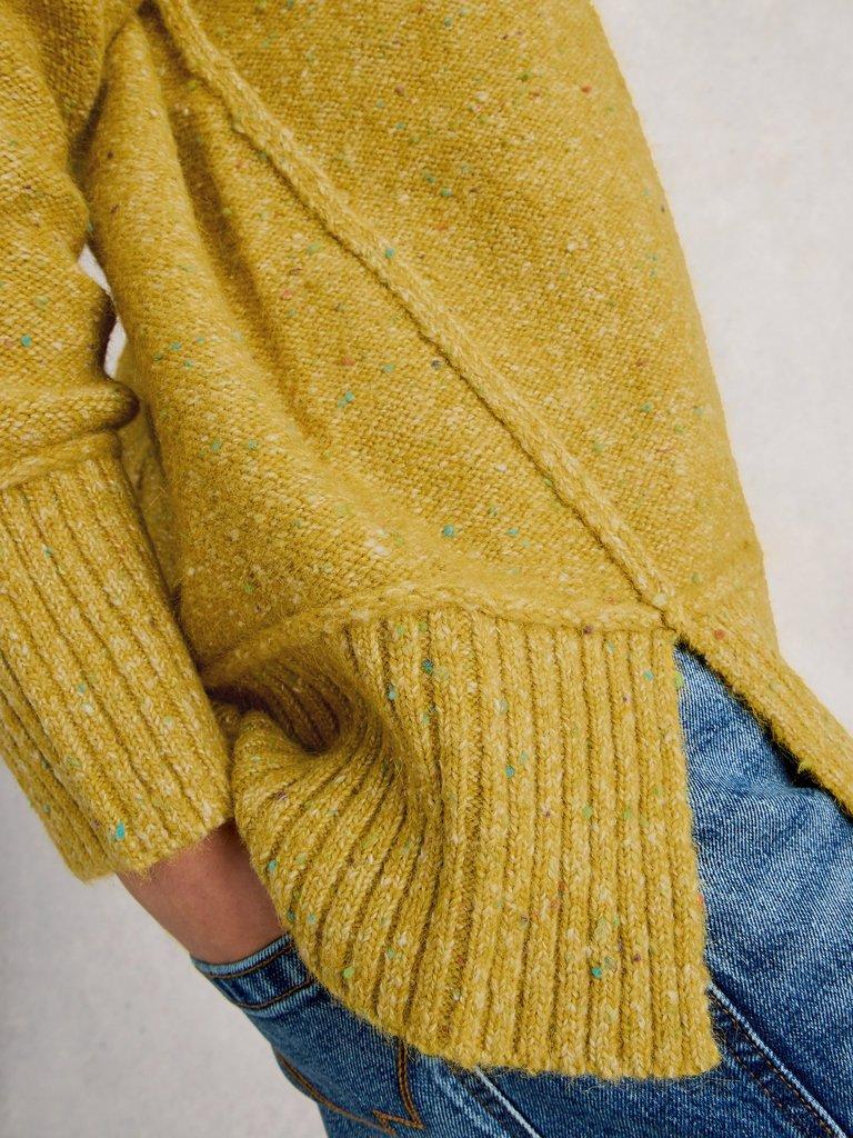 TILLY V NECK JUMPER in MID CHART - MODEL DETAIL