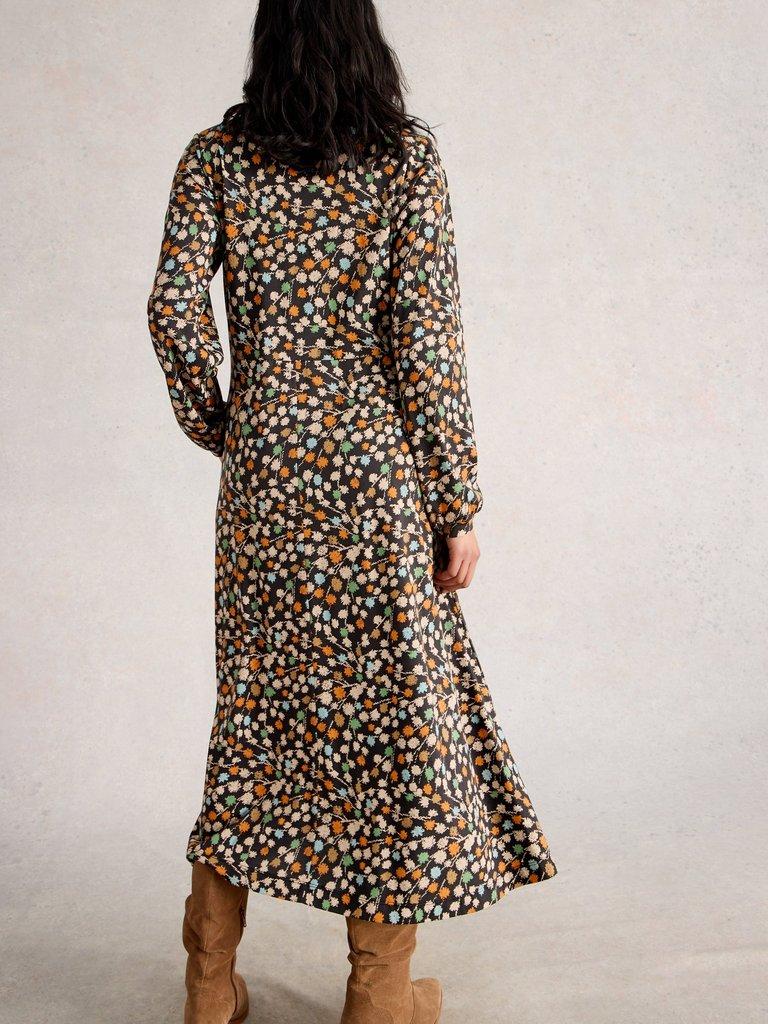 Megan V Neck Midi Jersey Dress in BLK MLT - MODEL BACK