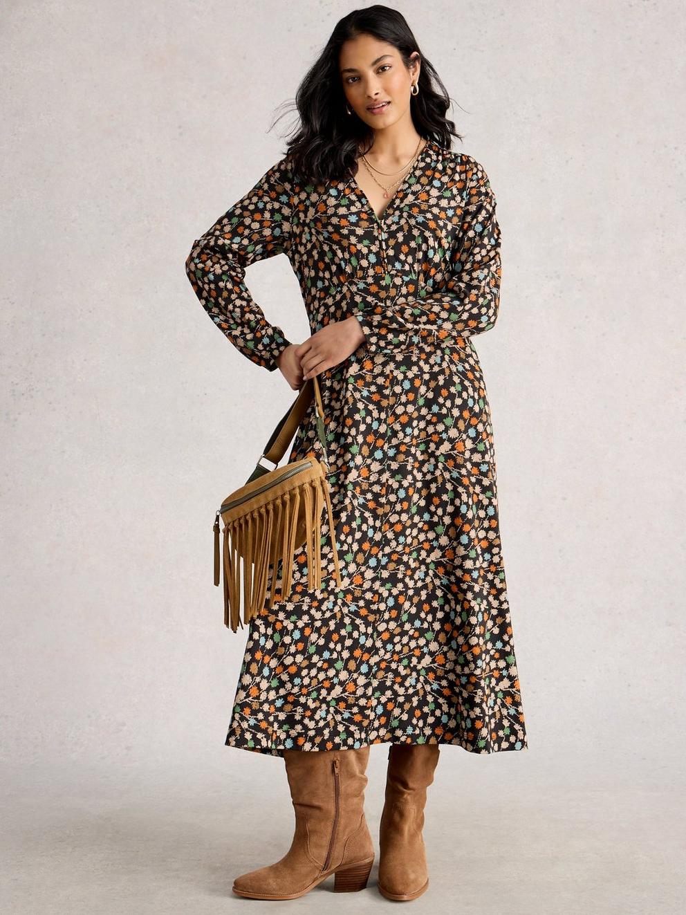 Megan V Neck Midi Jersey Dress in BLK MLT - MODEL FRONT