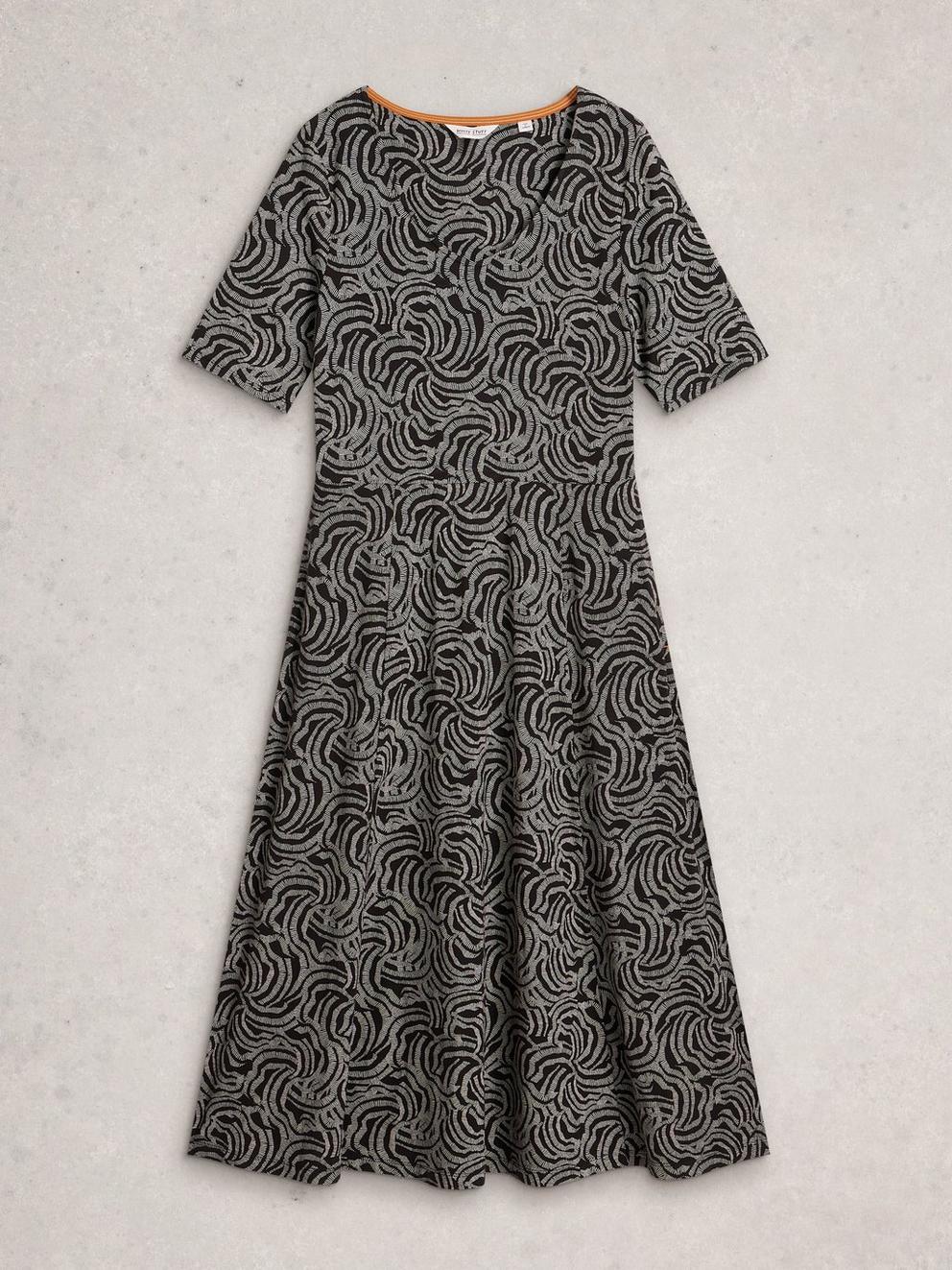 Madeline Jersey Short Sleeve Midi Dress in BLK MLT - FLAT FRONT