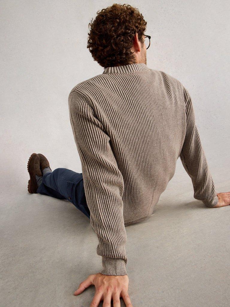 Plated Crew Neck in NAT MLT - MODEL BACK